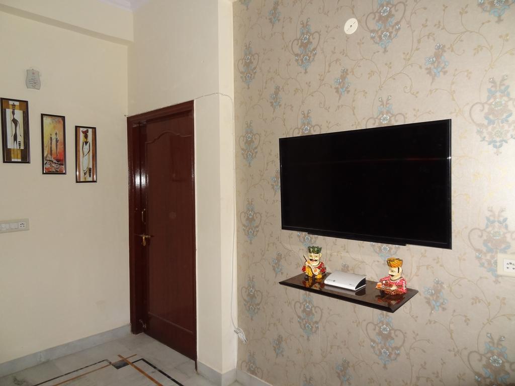 Tulsian Guest House & Apartments Джайпур Стая снимка